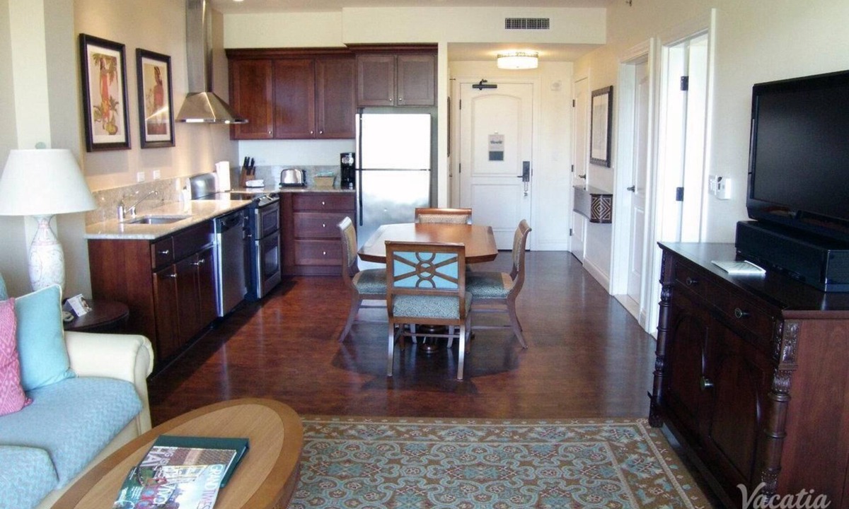 Kona Coast Resort | 1 BR Minutes from Beach Sleeps 4