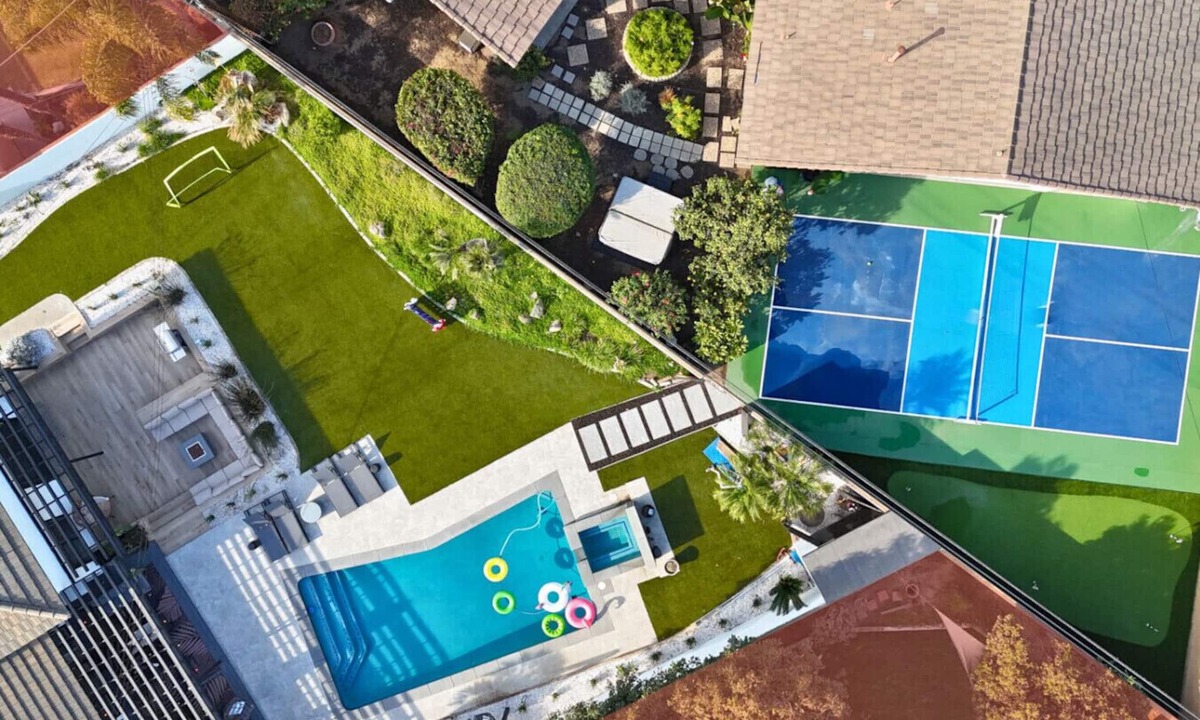 Southwest Anaheim House | 10-Bedroom Retreat w/Theater, Pickleball & Pool