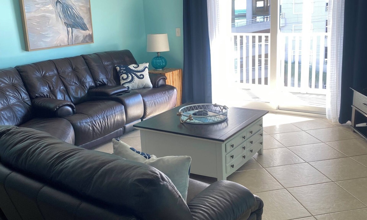 Crescent Beach Villa | 2000sq ft Villa 401, Ocean View steps to the beach, small pool hot tub 4 king bd