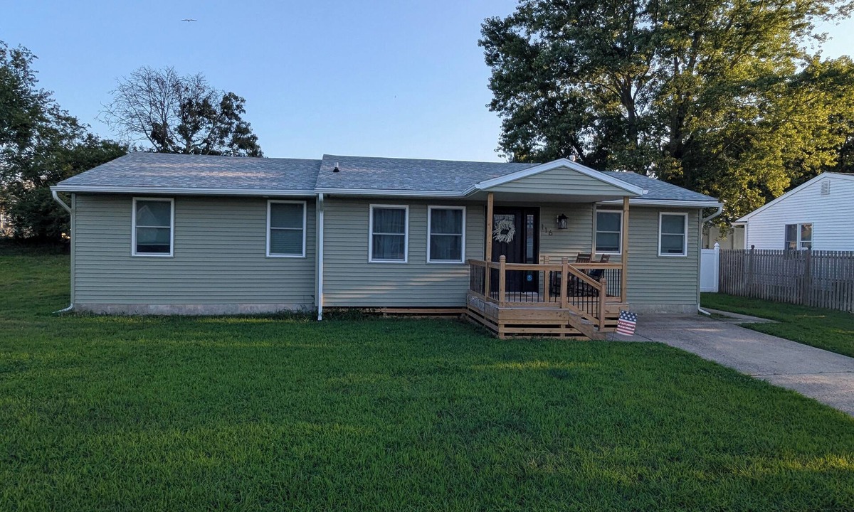 Town Bank House | 4-bedroom Beach House in charming North Cape May- OUTDOOR SPACE UPDATED IN 2026!