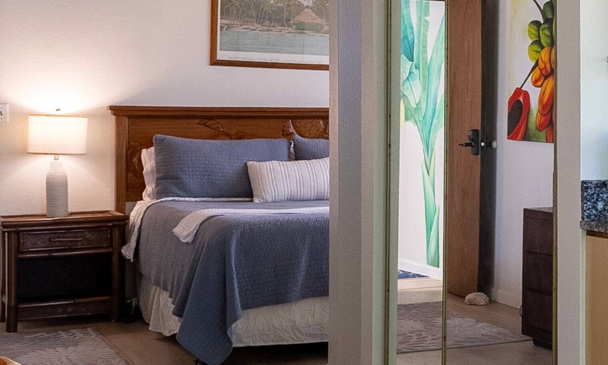 Lanikai House | 60 second walk to Lanikai Beach. 2 Bedrooms w/AC