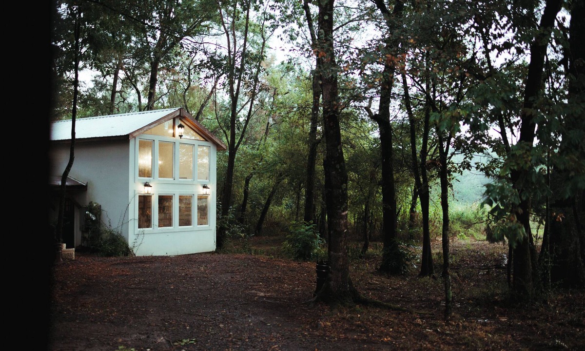 Redlick House | A truly one of a kind stay in a luxuriously remodeled dairy barn