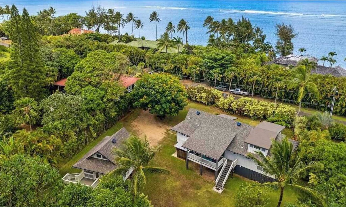 Kilauea House | Anini Beach Home with Guesthouse, Steps to Sand