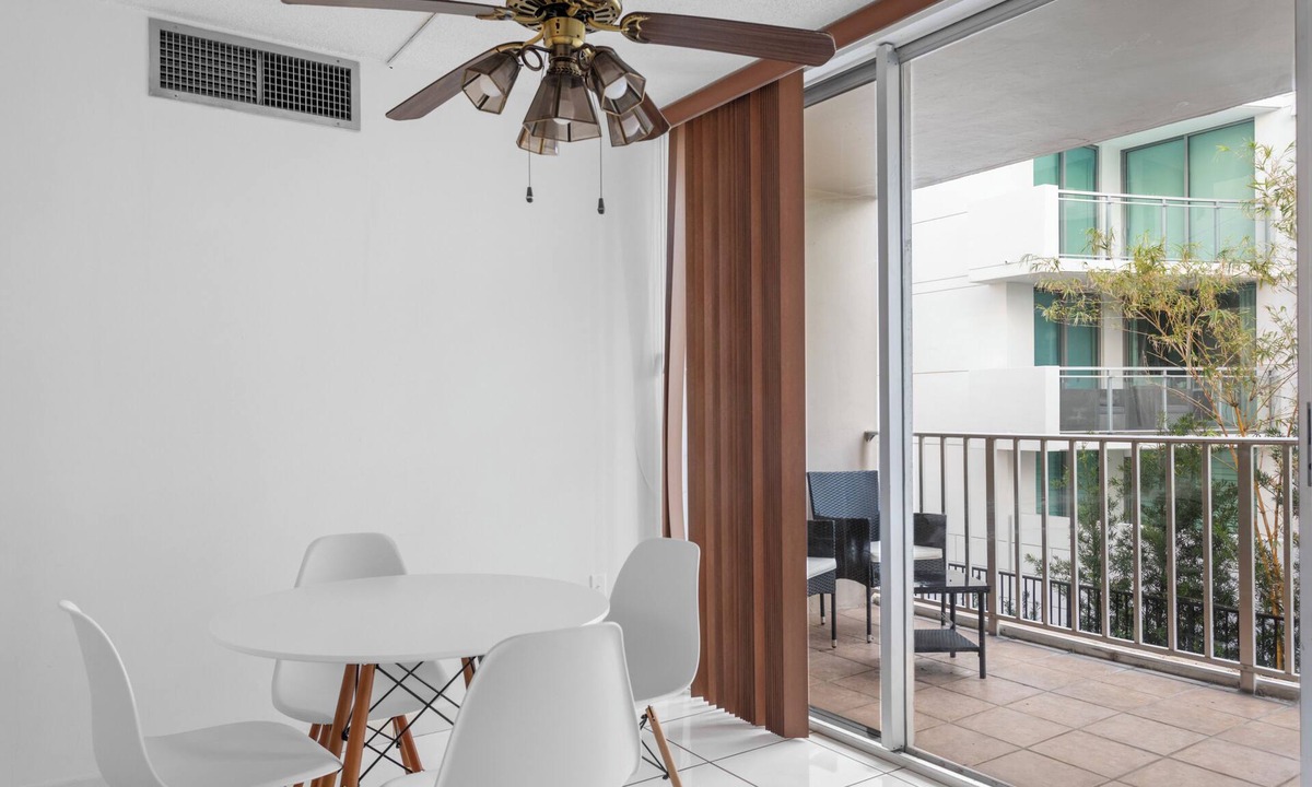 Bay Harbor Islands Apartment | BAY HARBOR SUNSET 2B