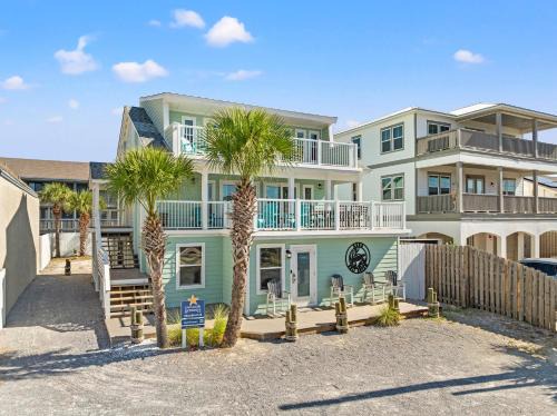 Holiday Beach House | Beach House - Gulf Dream by Panhandle Getaways