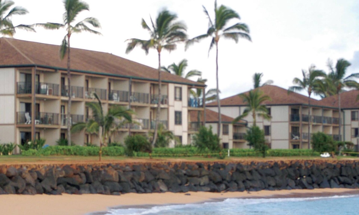 Kapaa Resort | Beachfront Property