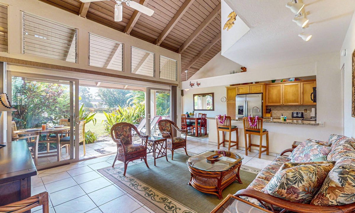 Princeville Condo | Beautiful Hawaiian condo with mountain views, pool, & hot tub - steps to beach