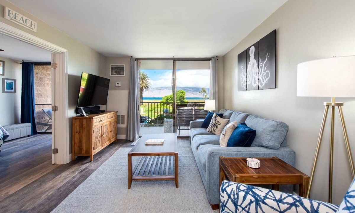 Kihei Condo | Calming Coastal Vistas