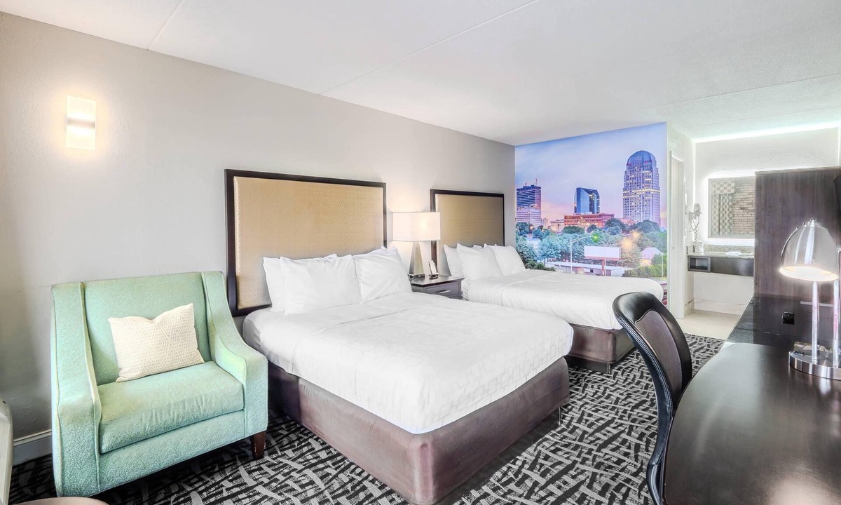 Winston - Salem House | Clarion Pointe Winston – Salem Downtown