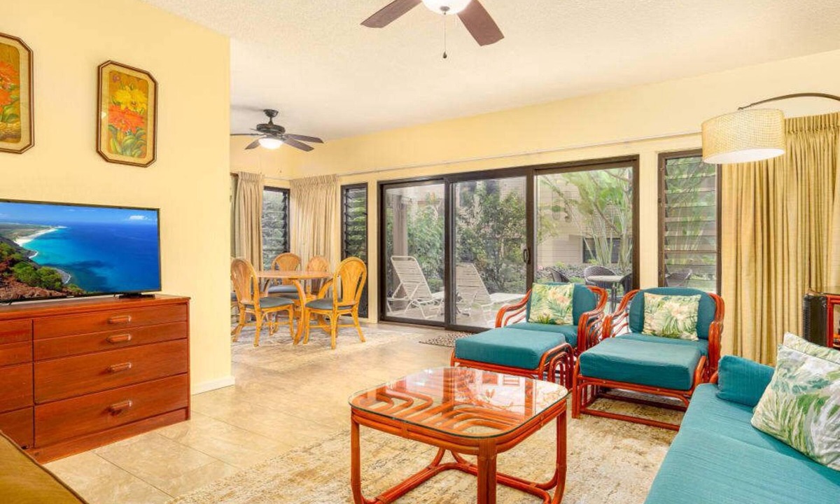 Lihue Condo | Comfy Ground Floor Condo w/Lanai, Updated Kitchen, Flat Screen, WiFi–Kaha Lani 116