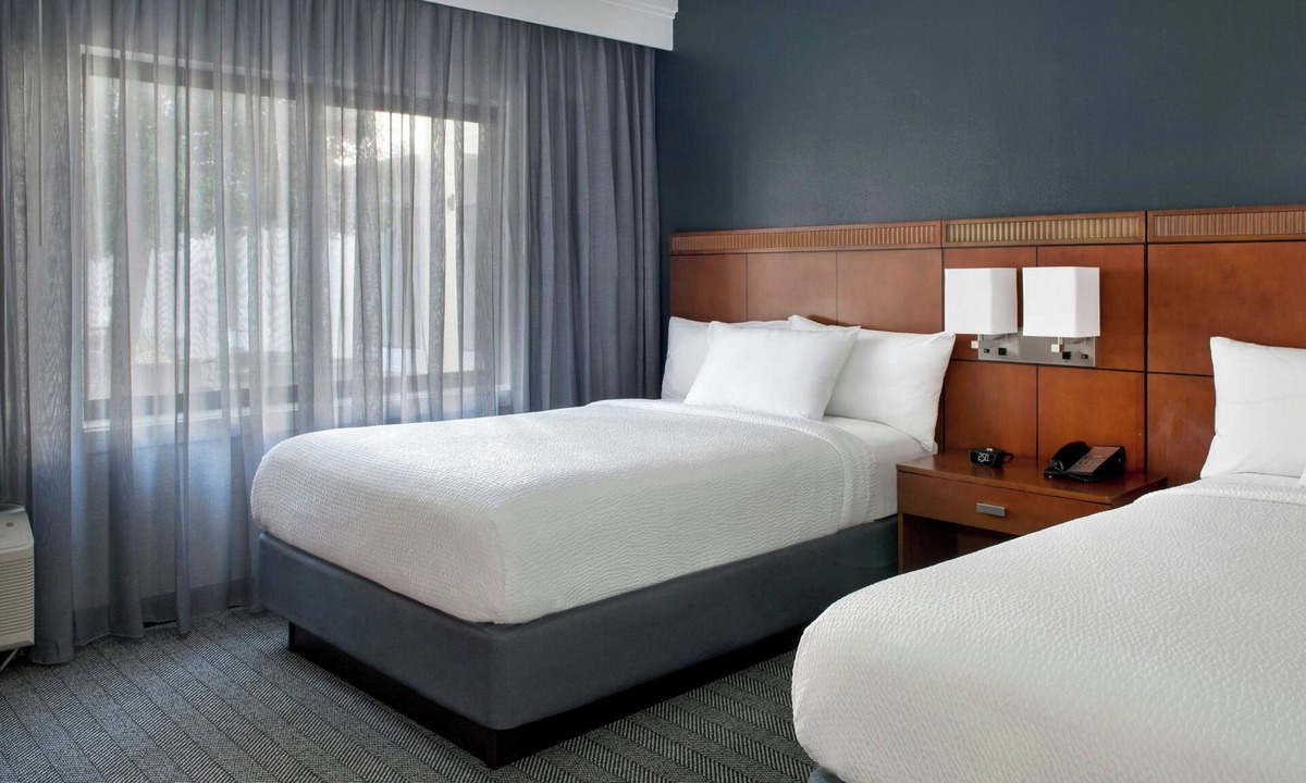 Parole Hotel | Courtyard by Marriott Annapolis