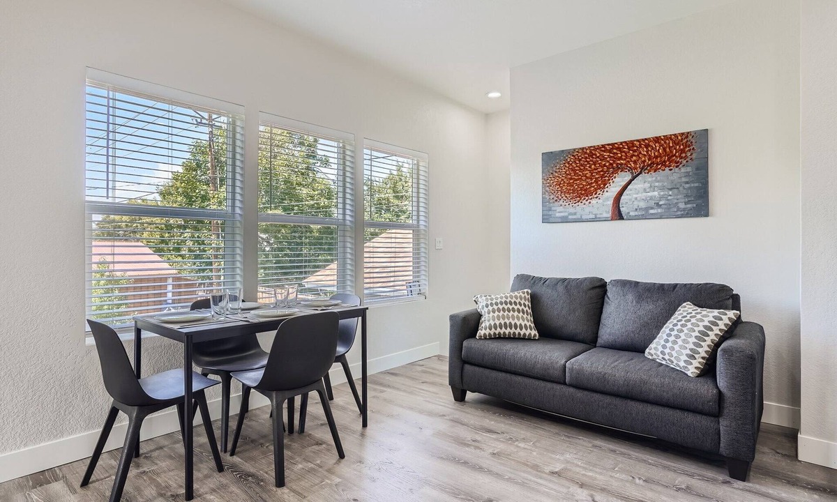 Belmar Park Apartment | Cozy Apt in Quiet Neighborhood