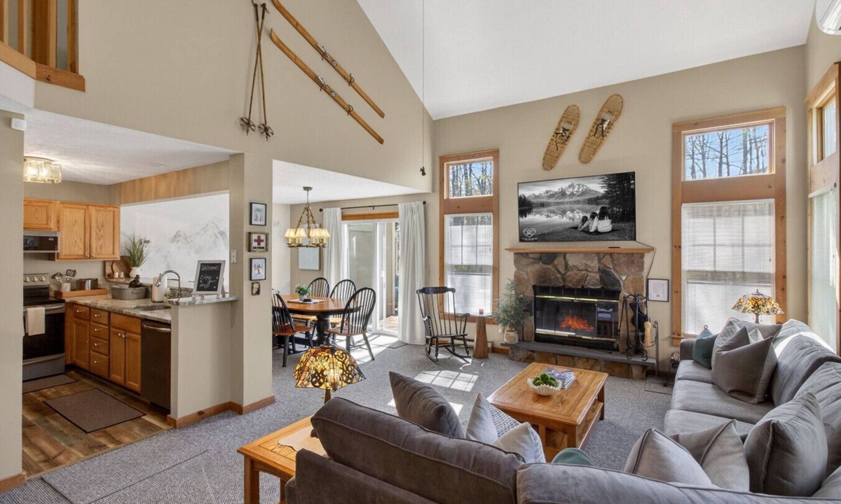 Tannersville House | Cozy Camelback Retreat Near Skiing, Waterpark & Hiking