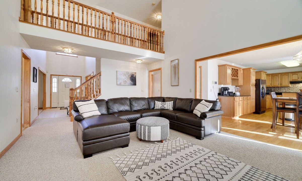 Tobyhanna House | Cozy Spacious Luxury Home with lots of Positivity Energy!