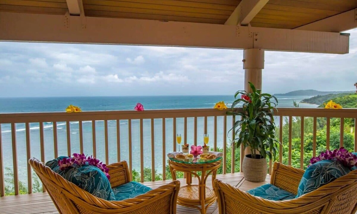 Princeville Condo | CW Shearwater Resort 3BR/3BA King Balcony Studio