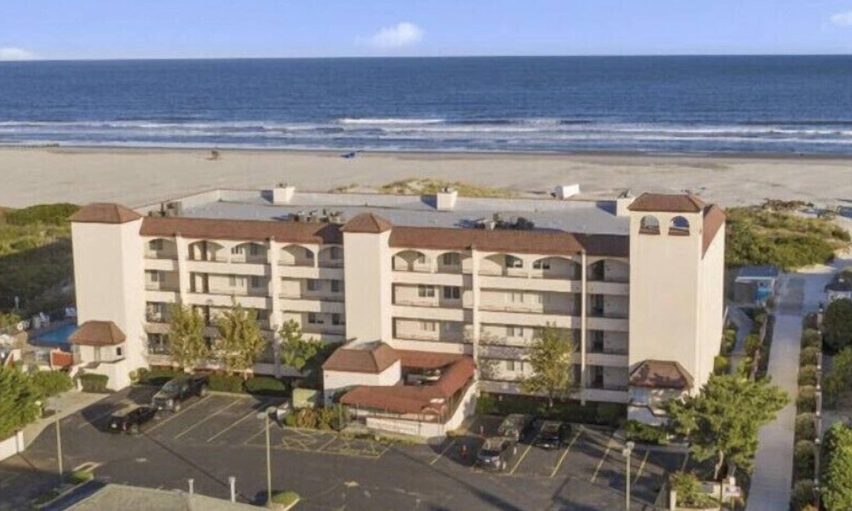 Diamond Beach Condo | Diamond Beach OCEAN FRONT CONDO, Wildwood Crest NJ