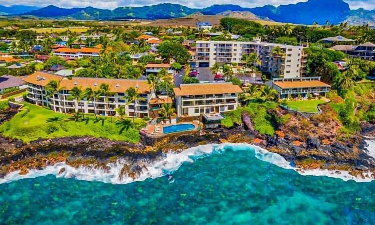 Poipu Condo | Fabulous Poipu oceanfront 5 bedrooms for 10-12!