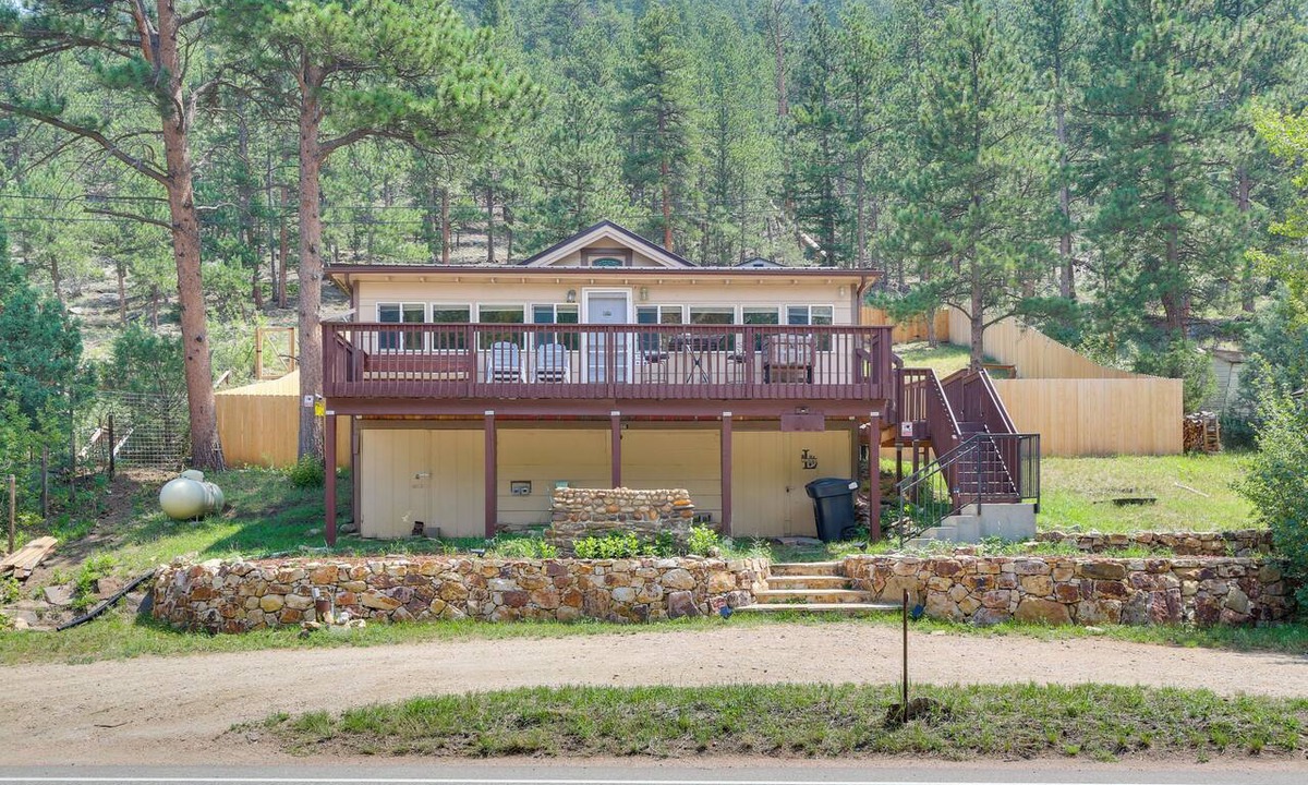 Drake House | Fish & Hike! Hot Tub Haven 2 Mi to Estes Park