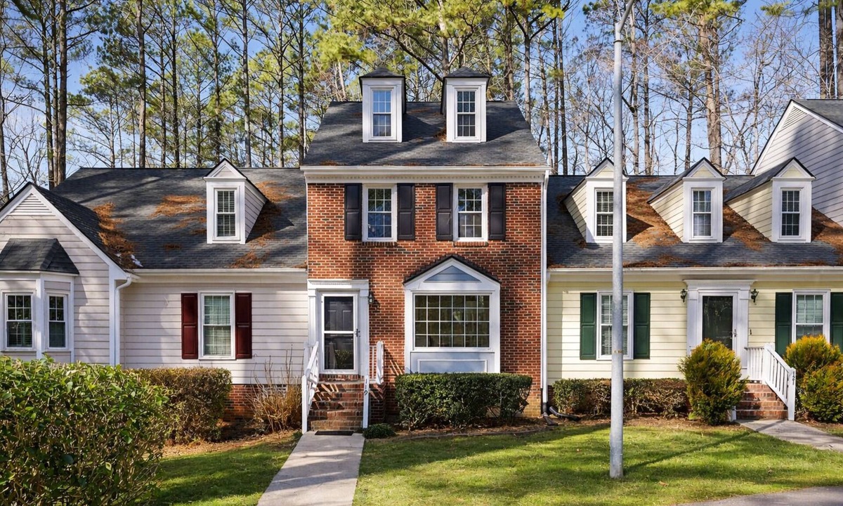 Cary House | Floating Flamingo; Walk to Downtown Cary; Greenway; Close to Cary Park; Wake Med