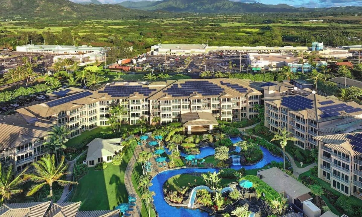 Wailua Condo | G305 - 2 BR Suite in Kapaa - Sleeps 6, Full Kitchen, AC, Pool, Waterslides, Fun!