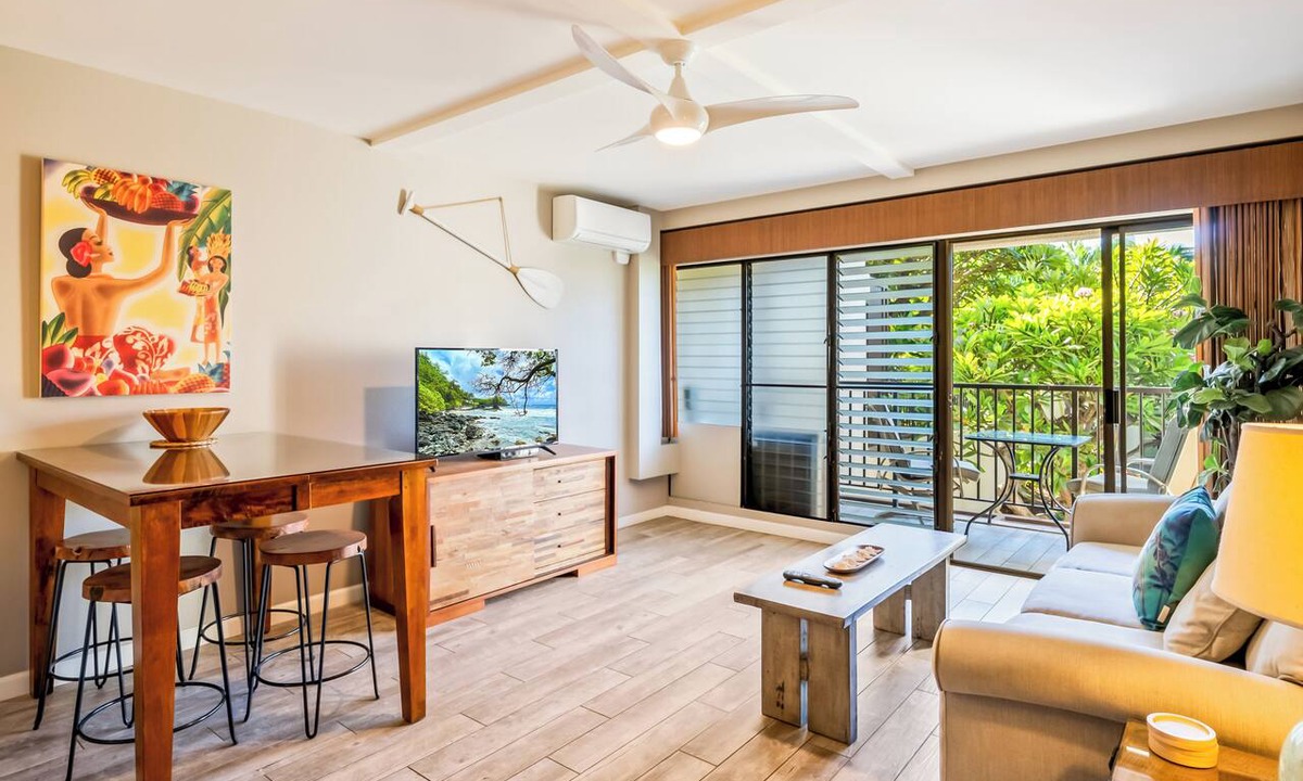 Kihei Condo | GORGEOUS REMODEL-CLOSE TO THE BEACH-WELL EQUIPPED-AC THROUGHOUT