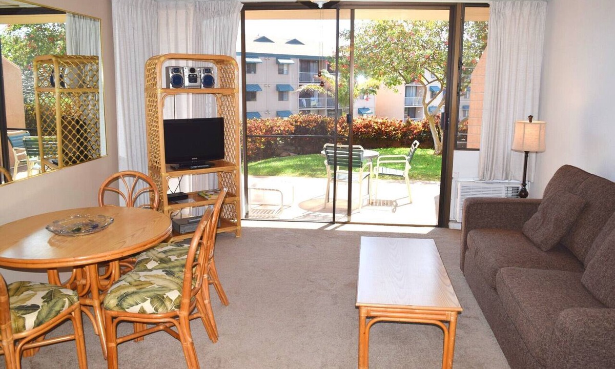 Kihei Condo | Ground Floor, Corner Condo with Convenient Location