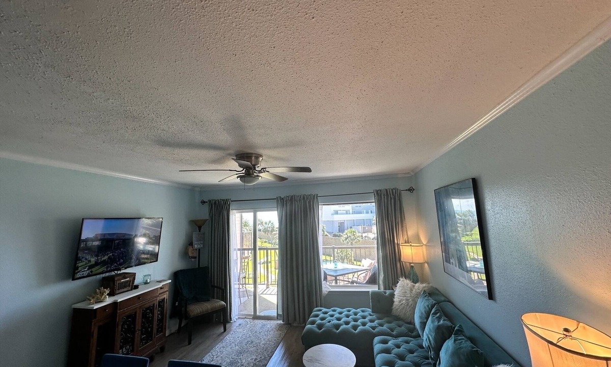 Galveston Condo | gulf view! view. Beach. Heated pool, 2hot tubs, 3 elevators, Lrg. balcony.
