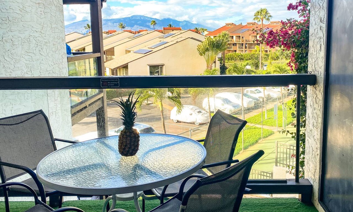 Kihei Condo | Hale Kamaole 258 Second floor condo, easy access to best beach on Maui!