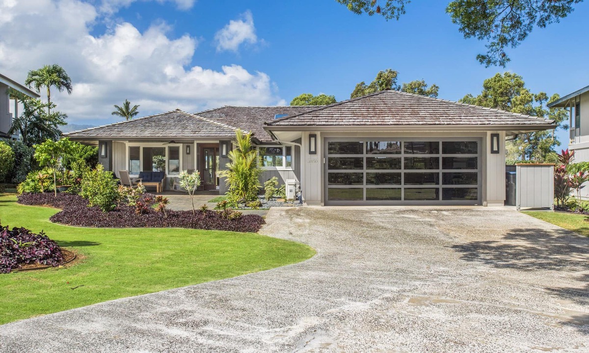 Princeville House | Hale Moli - on Makai Golf Course in Princeville