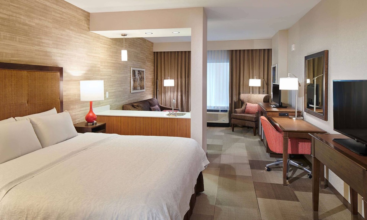 Kapolei Hotel | Hampton Inn & Suites Oahu/Kapolei