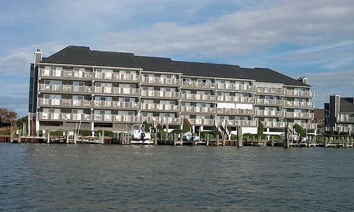 Ocean City Condo | Harbour Island 402M-Baywater 14th St, WIFI, Pool, Elev, W/D, AC