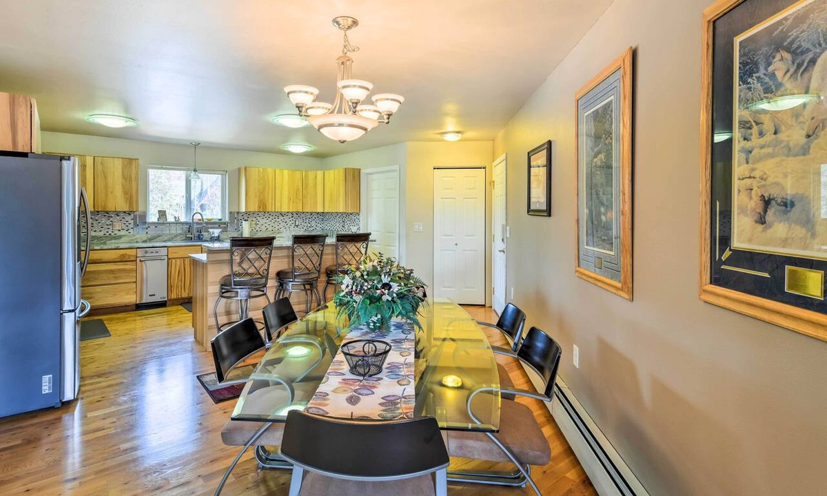 Mid-Hillside Apartment | Hillside Anchorage Home by Hiking & Biking Trails!