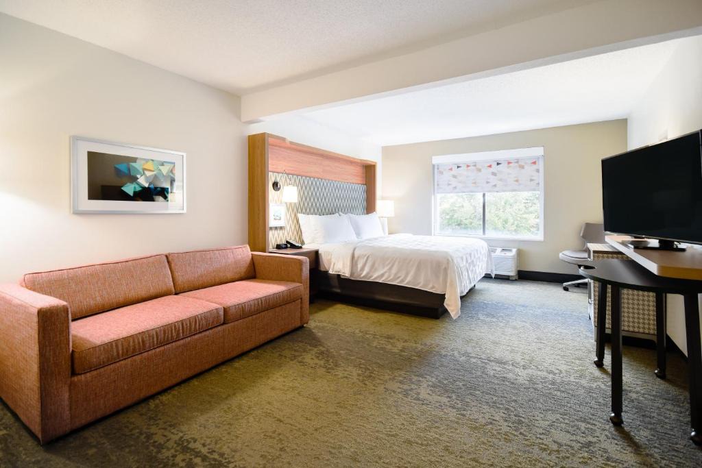 East Texas Hotel | Holiday Inn Allentown-Bethlehem by IHG