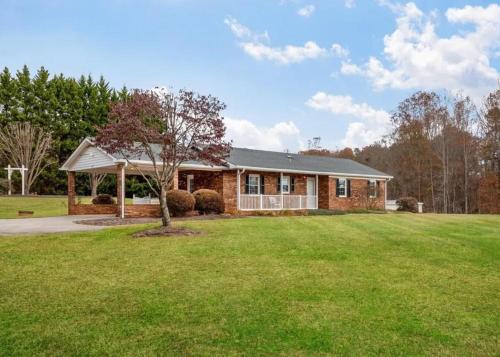 Arlington House | Home In East Bend NC