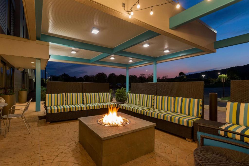 Downingtown Hotel | Home2 Suites by Hilton Downingtown Exton Route 30