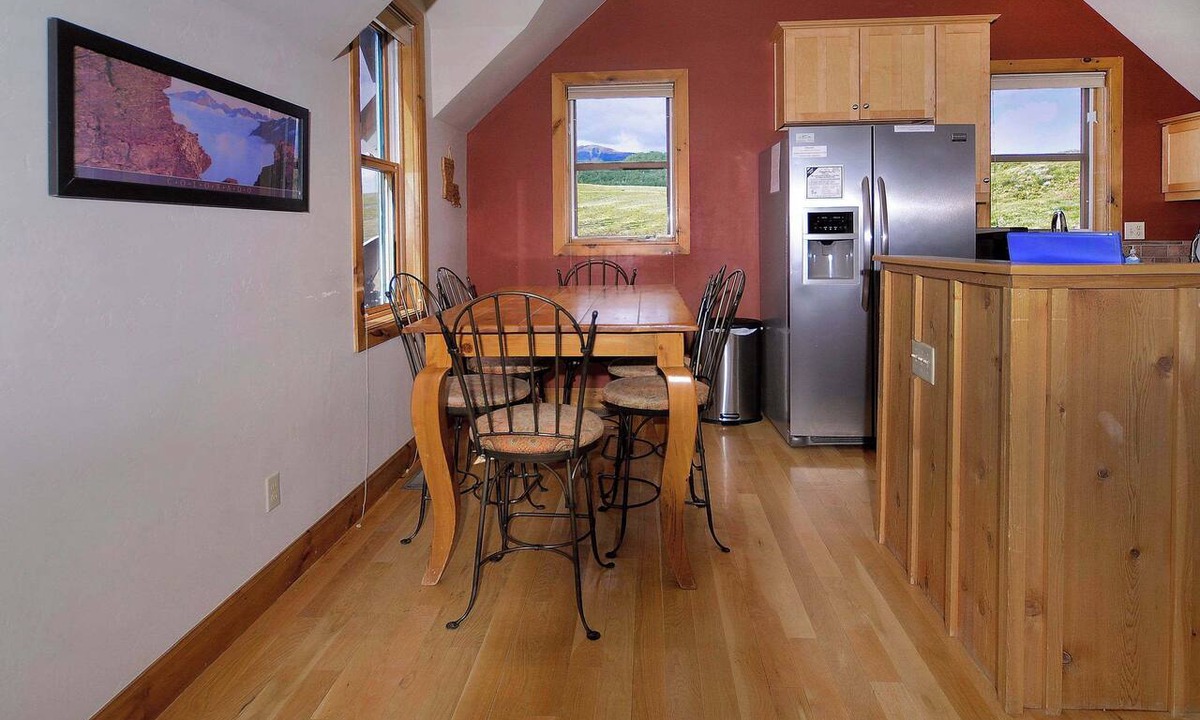 Mount Crested Butte House | Horseshoe House, Close to shuttle, Pitchfork.