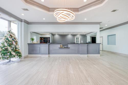 Conroe Hotel | Hotel Elev8