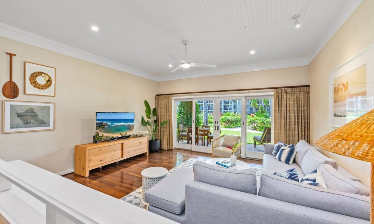 Kahuku Villa | In-Demand Ground Flr Largest 3BR Villa Steps to Beach + Pool + Jacuzzi