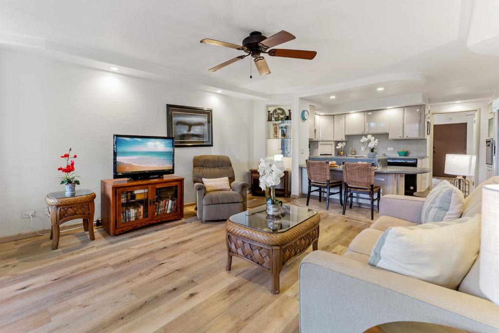 Maalaea Apartment | Island Sands 105