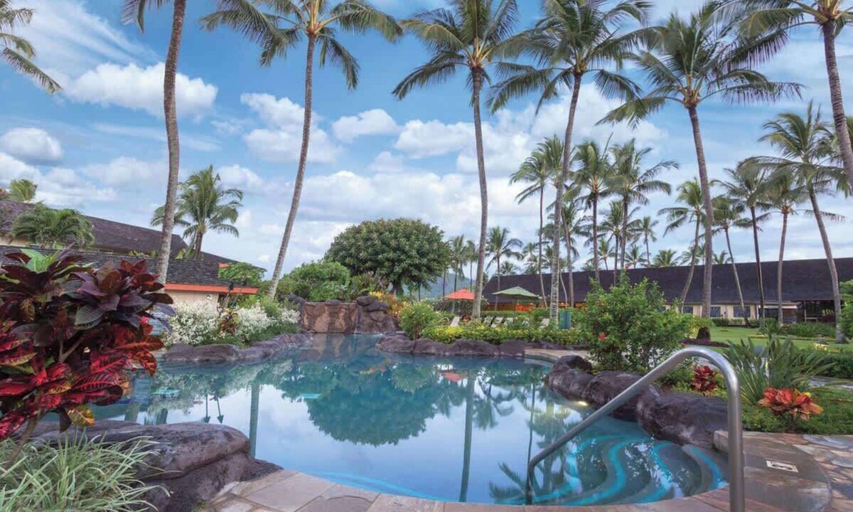 Wailua Condo | Kauai Beachboy Resort King Studio