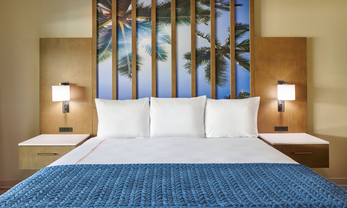 Wailua Hotel | Kauai Shores Hotel
