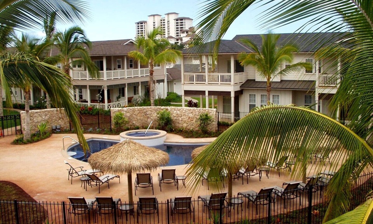 Ko Olina Condo | Ko Olina Coconut Plantation 3BR End-Unit Pool Views & Beach Walk