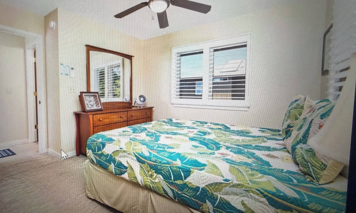 Kailua-Kona House | Kona Bliss. Immerse yourself in tropical tranquility. Short walk to beach.