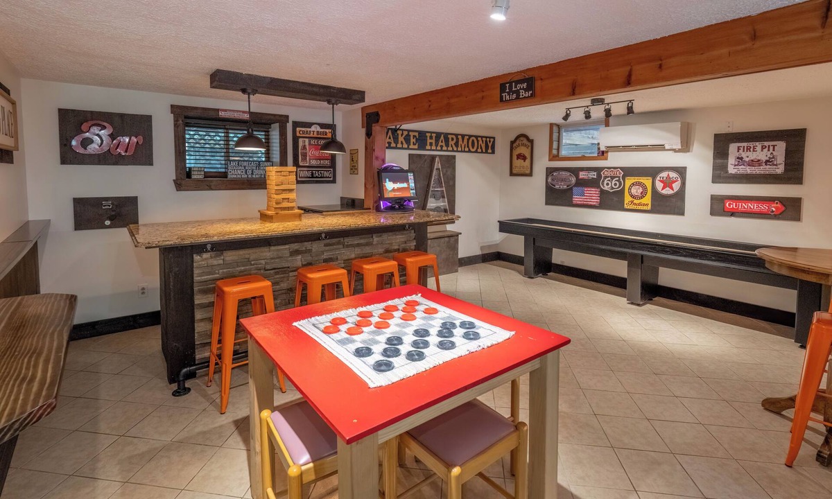 Lake Harmony House | Lake Harmony Estates Family Home w/Beach Access