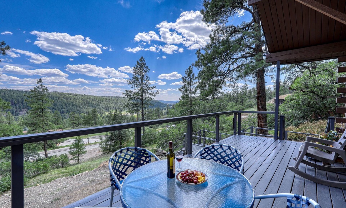 San Juan River Village House | Last-Min Summer Escape! 15% Off Your August Stay. Must Book By 8/17/26.