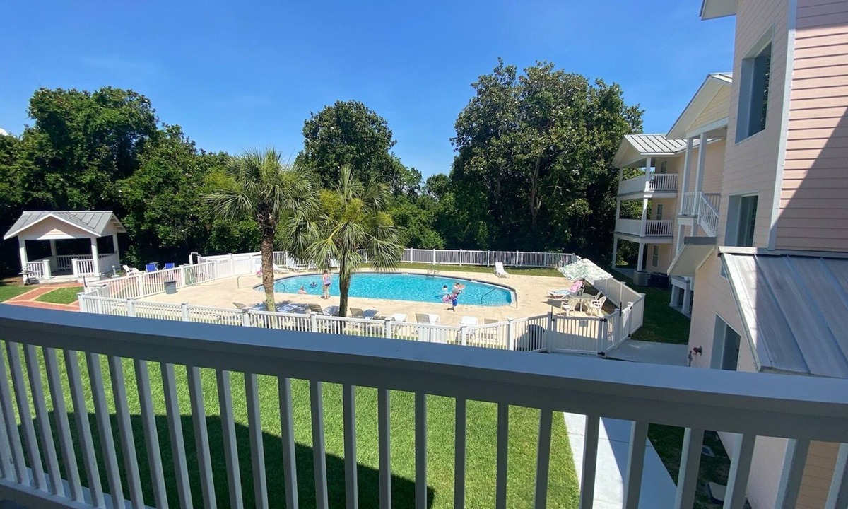Miramar Beach Condo | Like-new & across the street from beach access 73! INQUIRE ABOUT SNOWBIRD RATES!