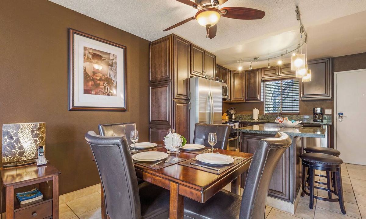 Kihei Condo | Luxury Beach Condo Kamaole Kihei Maui Vacation rental 2bdrm 2bth Pool & Hot Tub