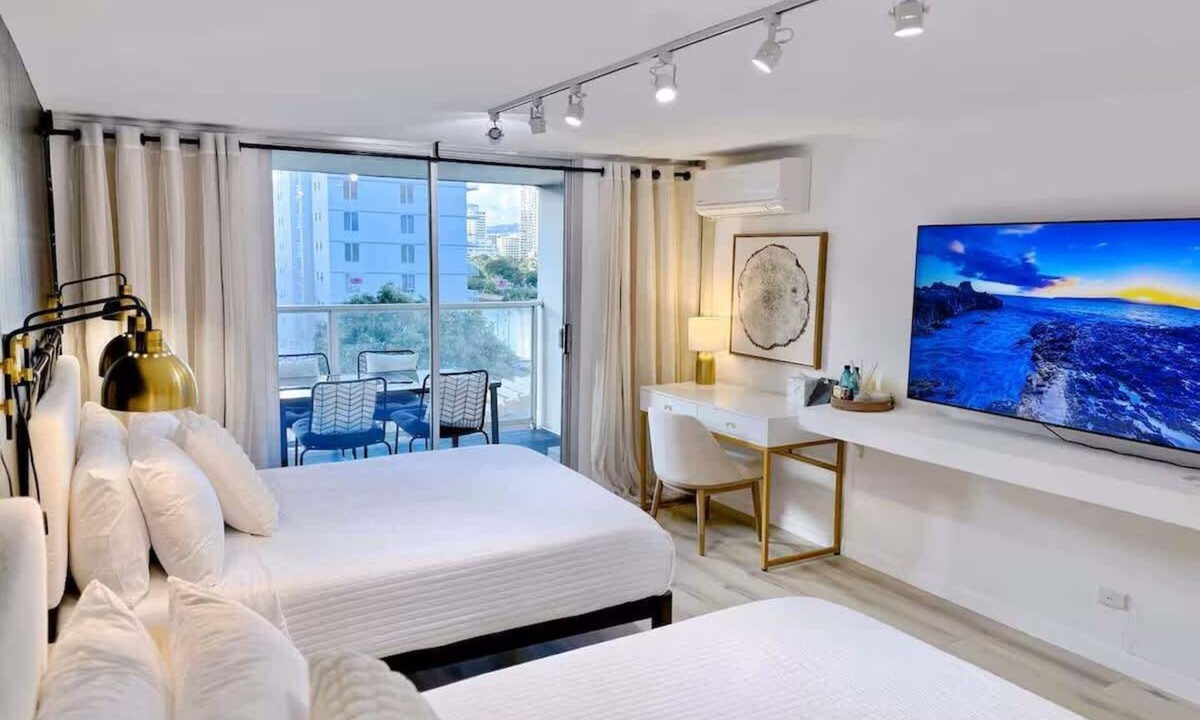 Waikiki Cottage | @ Marbella Lane- Trendy Waikiki Oasis Near Beach