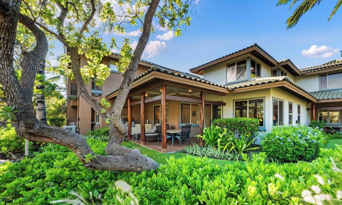 Kamuela House | Mauna Lani Fairways | Walk to the Beach!