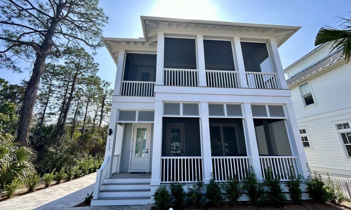 Sunnyside House | Morning Light in Carillon - Gulf Retreat + Beach Service